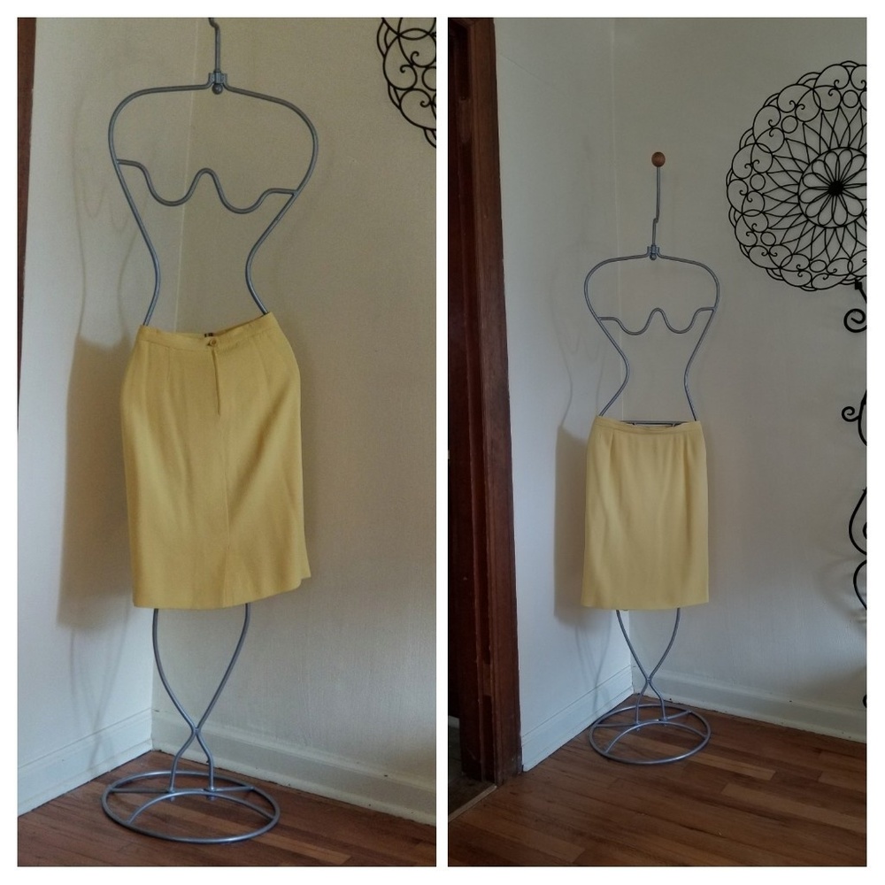 Vtg. Valentino Skirt & Blazer - Picture 5 of 8